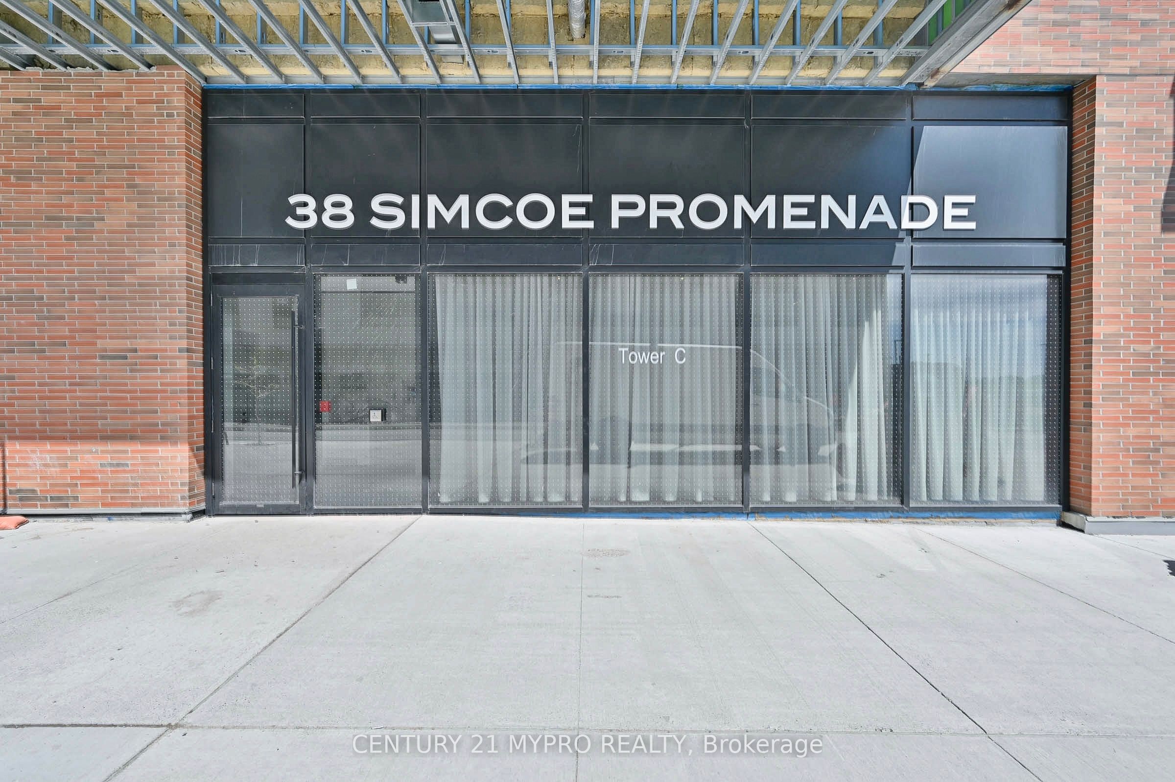 38 Simcoe Promenade 516C