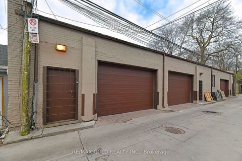 30R First Avenue Toronto ON M4M 1W8