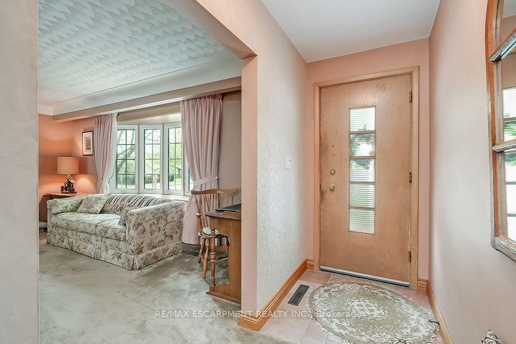 327 Strathcona Drive