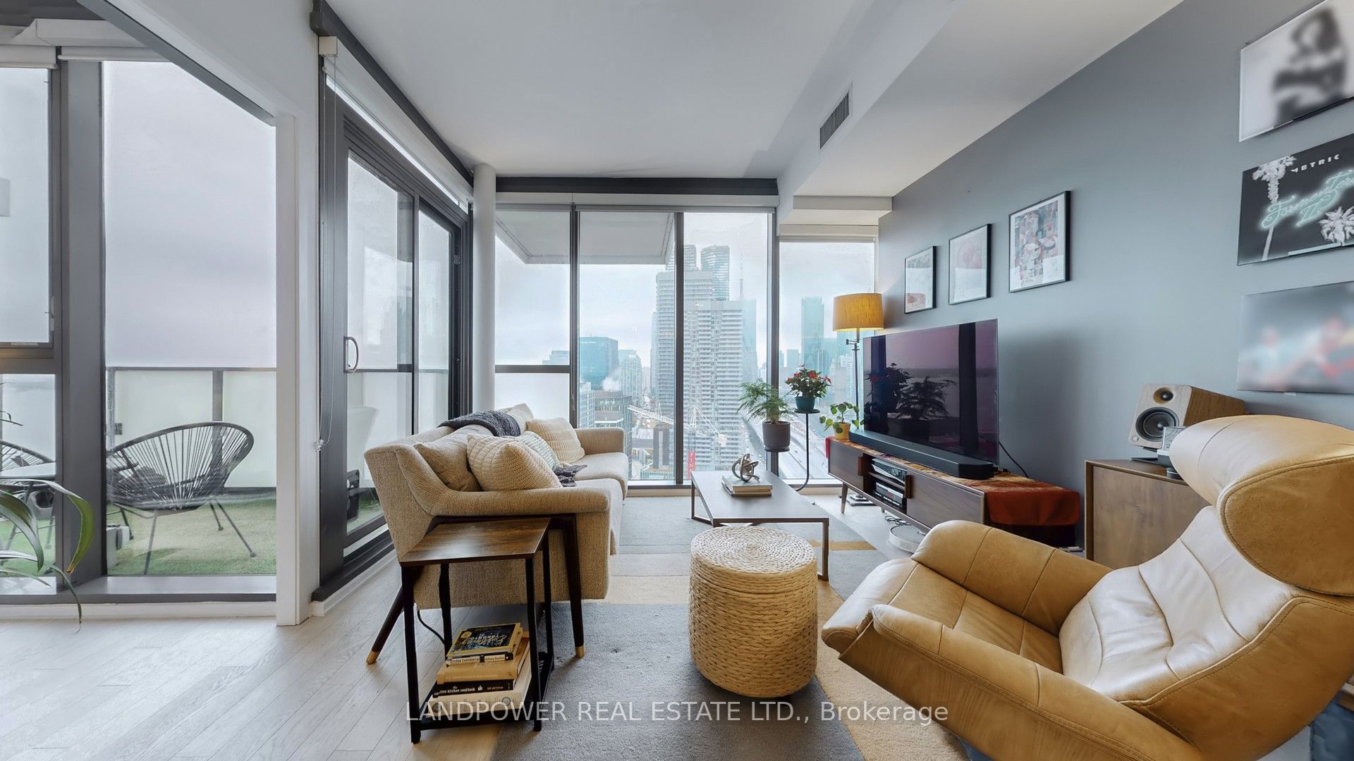 16 Bonnycastle Street 2501