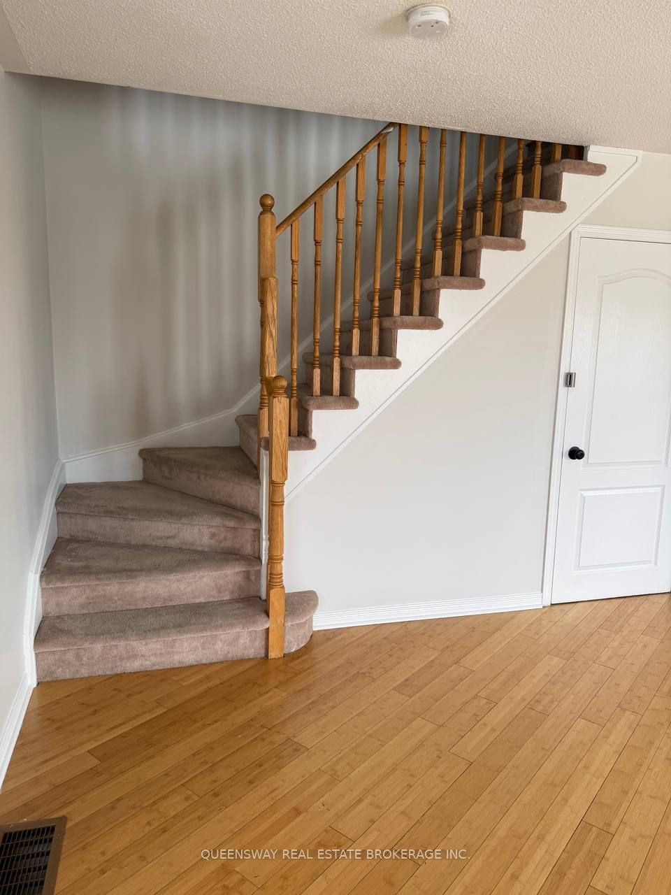 514 Candlestick Circle