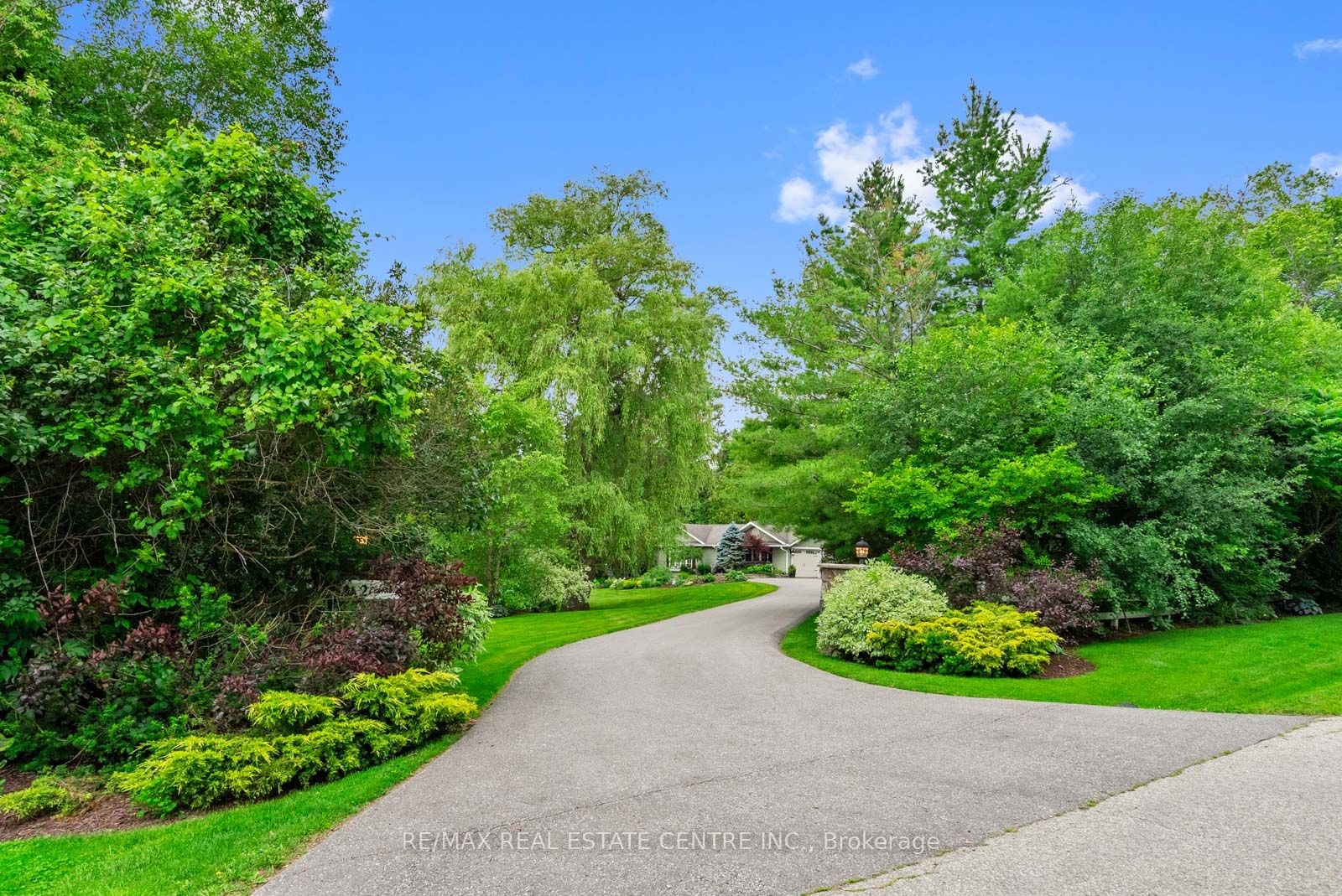 2 Cedar Drive