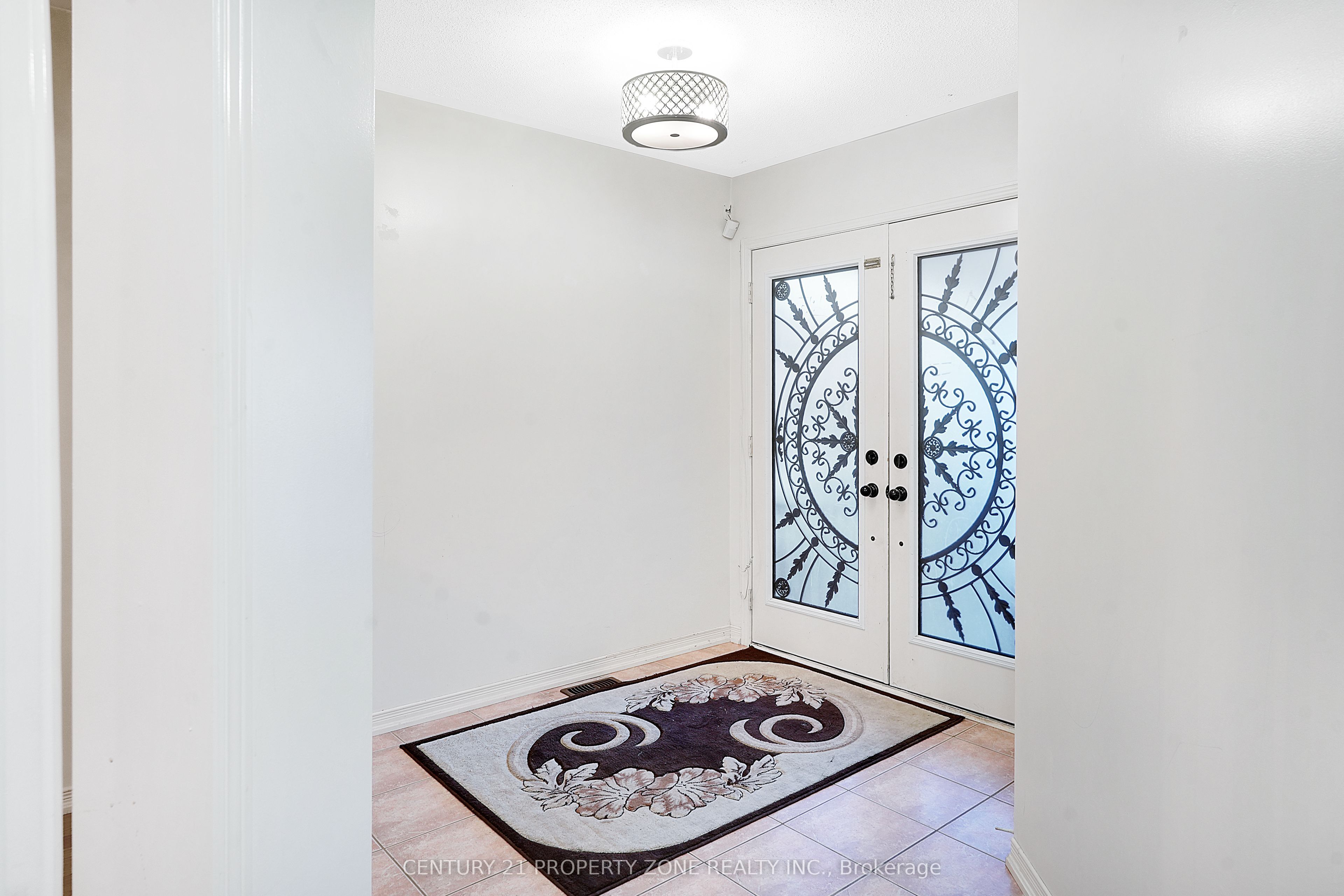 17 Riverplace Crescent