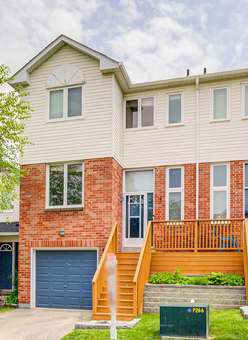 83 Corey Circle