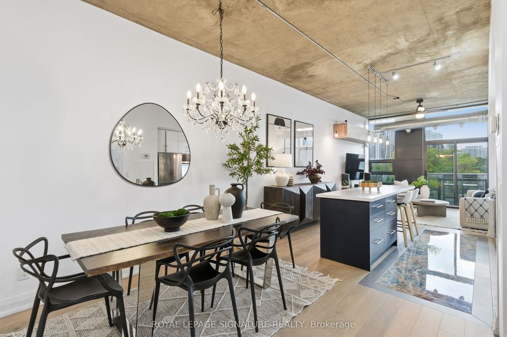 Photo of 60 Bathurst Street #503, Toronto, ON M5V 2P4 (MLS # C12480581)