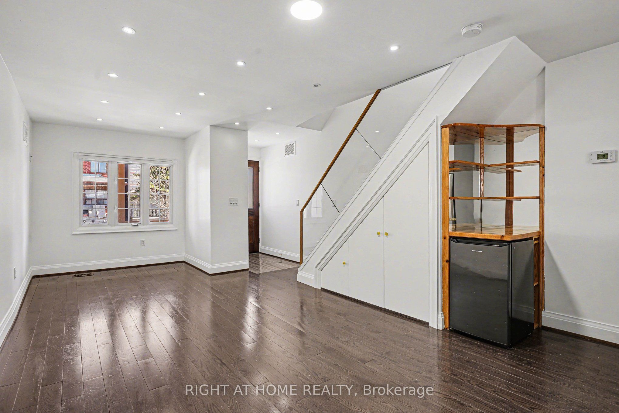 174 Rosethorn Avenue