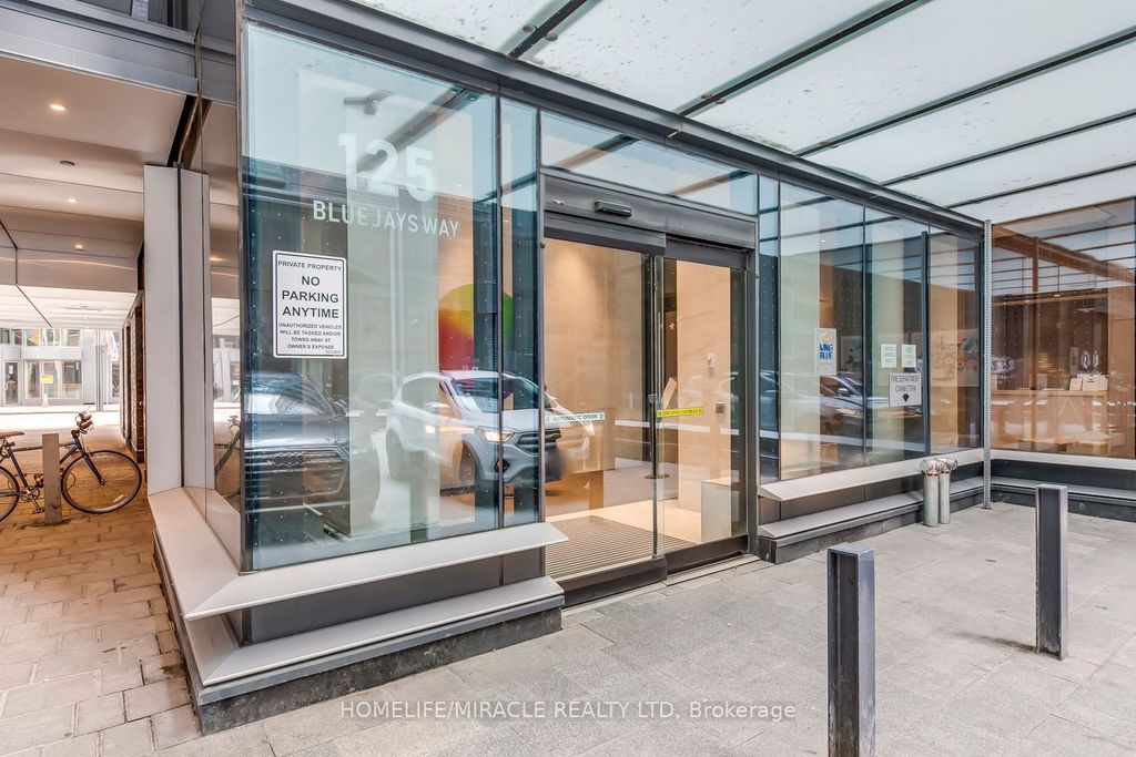 Photo of 125 Blue Jays Way #3210, Toronto, ON M5V 0N5 (MLS # C12951080)