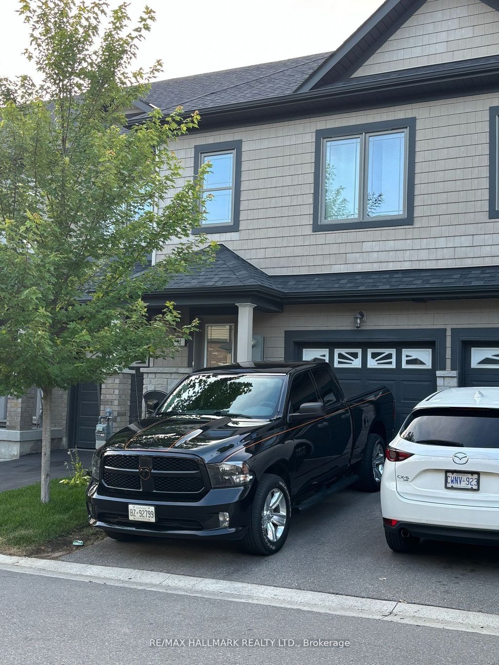 Photo of 32 Deneb Road, Barrie, ON L4M 0K6 (MLS # S12814974)