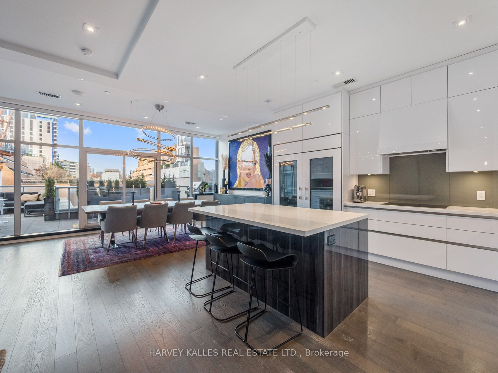 155 Yorkville Avenue 303