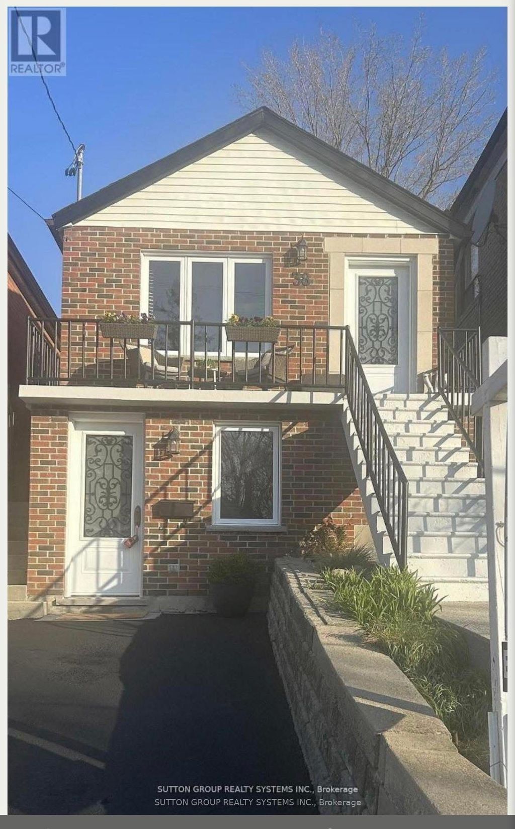 Photo of 38 Donald Avenue, Toronto, ON M6M 1K1 (MLS # W13055966)