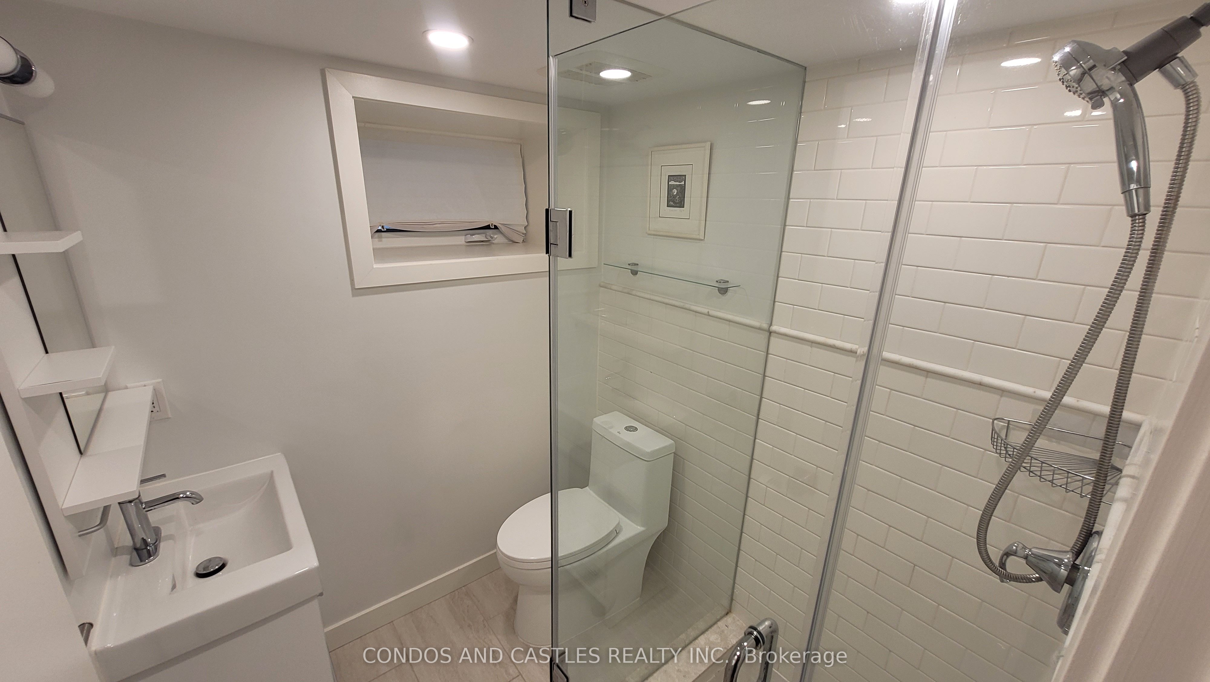 203 Fern Avenue Lower