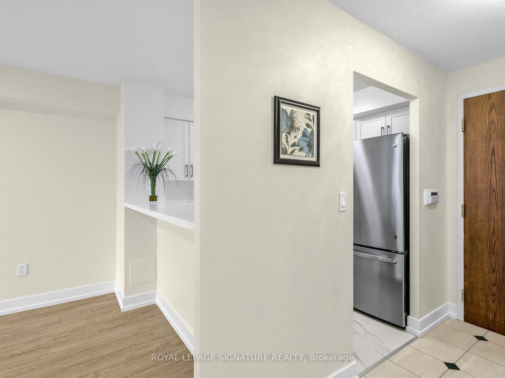 Photo of 28 Pemberton Avenue #1009, Toronto, ON M2M 4L1 (MLS # C14089848)