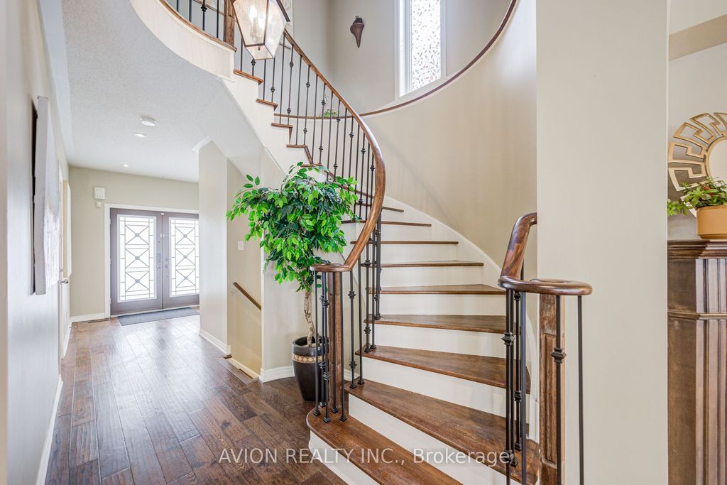 Photo of 15 Tacc Trail, Vaughan, ON L4H 2H4 (MLS # N12858864)