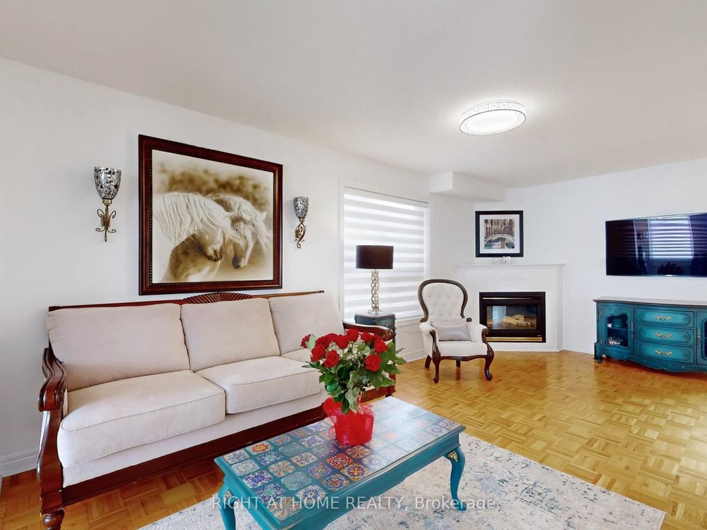 Photo of 55 Hollybush Drive, Vaughan, ON L6A 2H5 (MLS # N12978822)