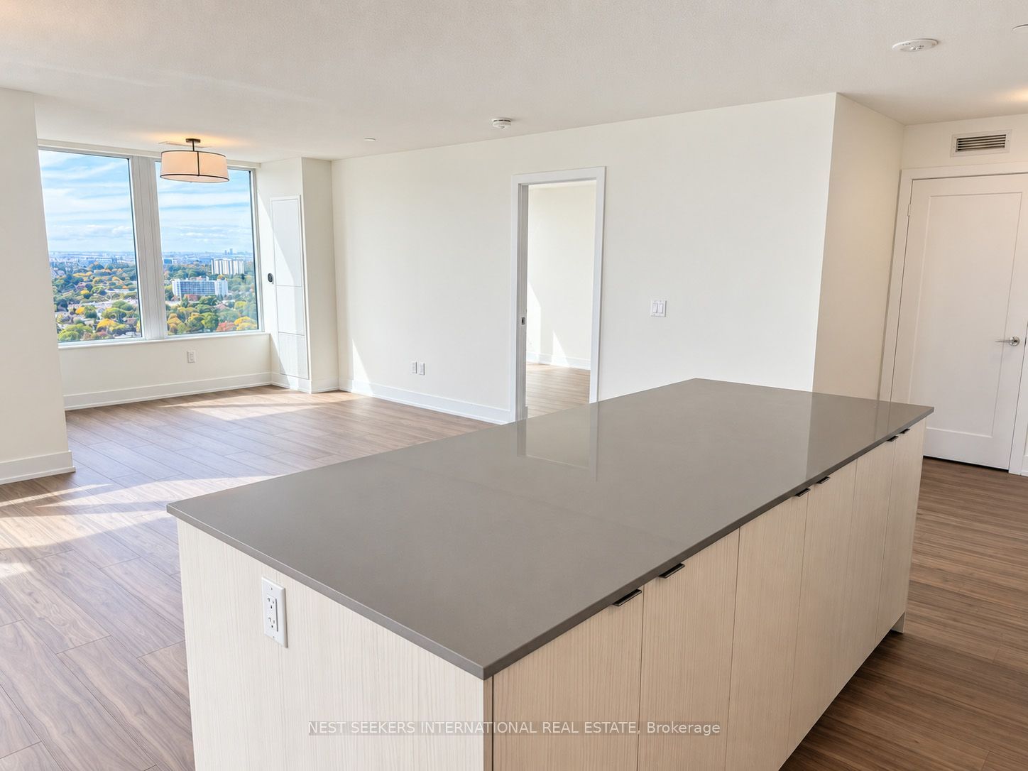 10 Eva Road 2402