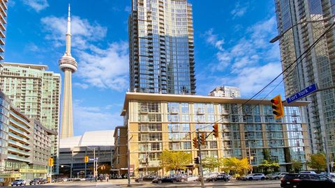 9 Spadina Avenue M03 Toronto ON M5V 3V5