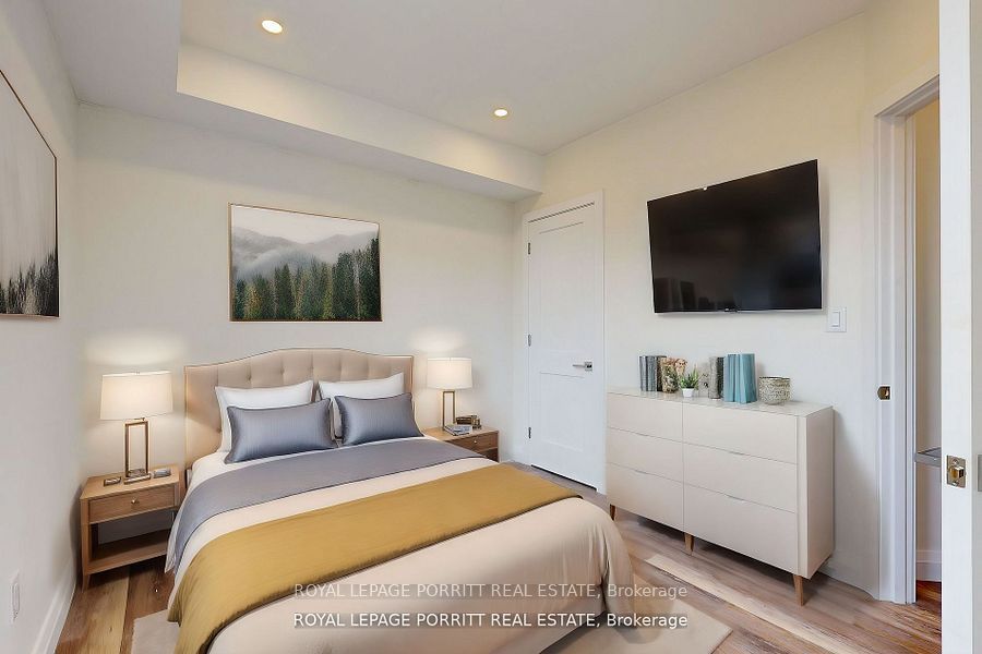 254 Armadale Avenue #1