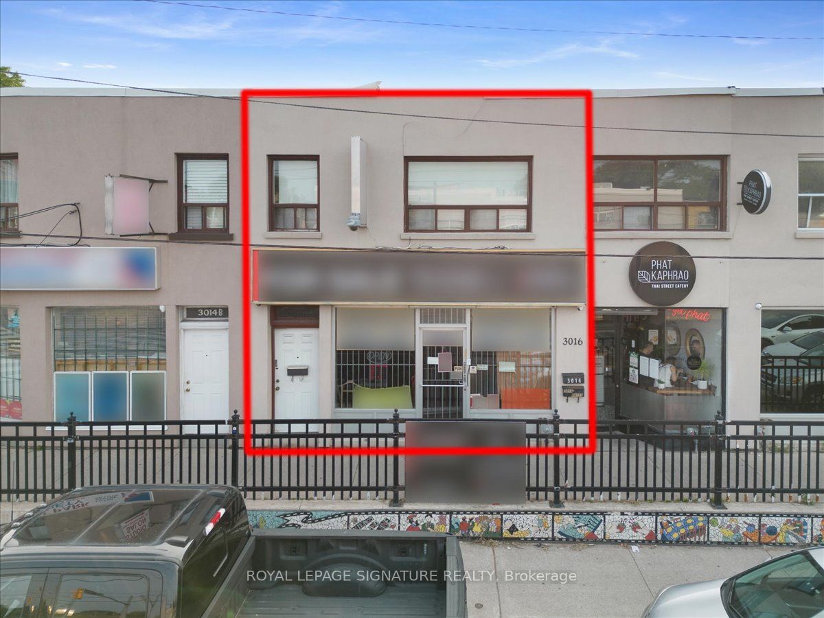 Photo 1 of 3 — 3016 Bathurst Street, Toronto, ON M6B 3B6