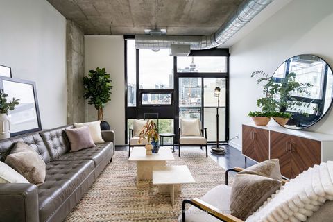 60 Bathurst Street PH 1008 Toronto ON M5V 2P4