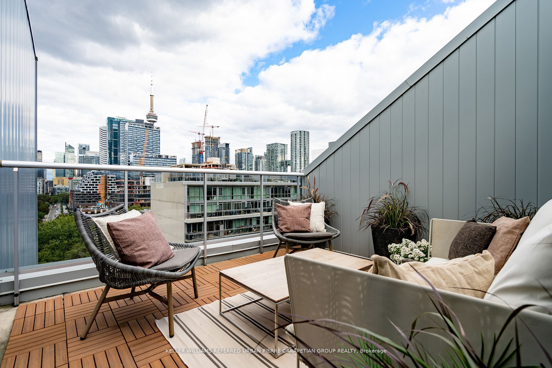 60 Bathurst Street PH 1008