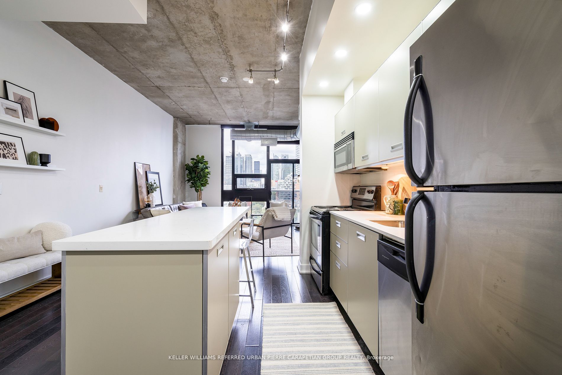 60 Bathurst Street PH 1008