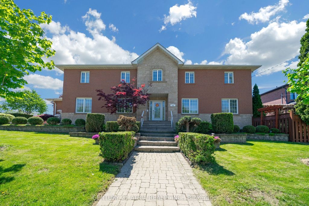 Photo of 543 Queens Drive, Toronto, ON M6L 1M9 (MLS # W13207720)