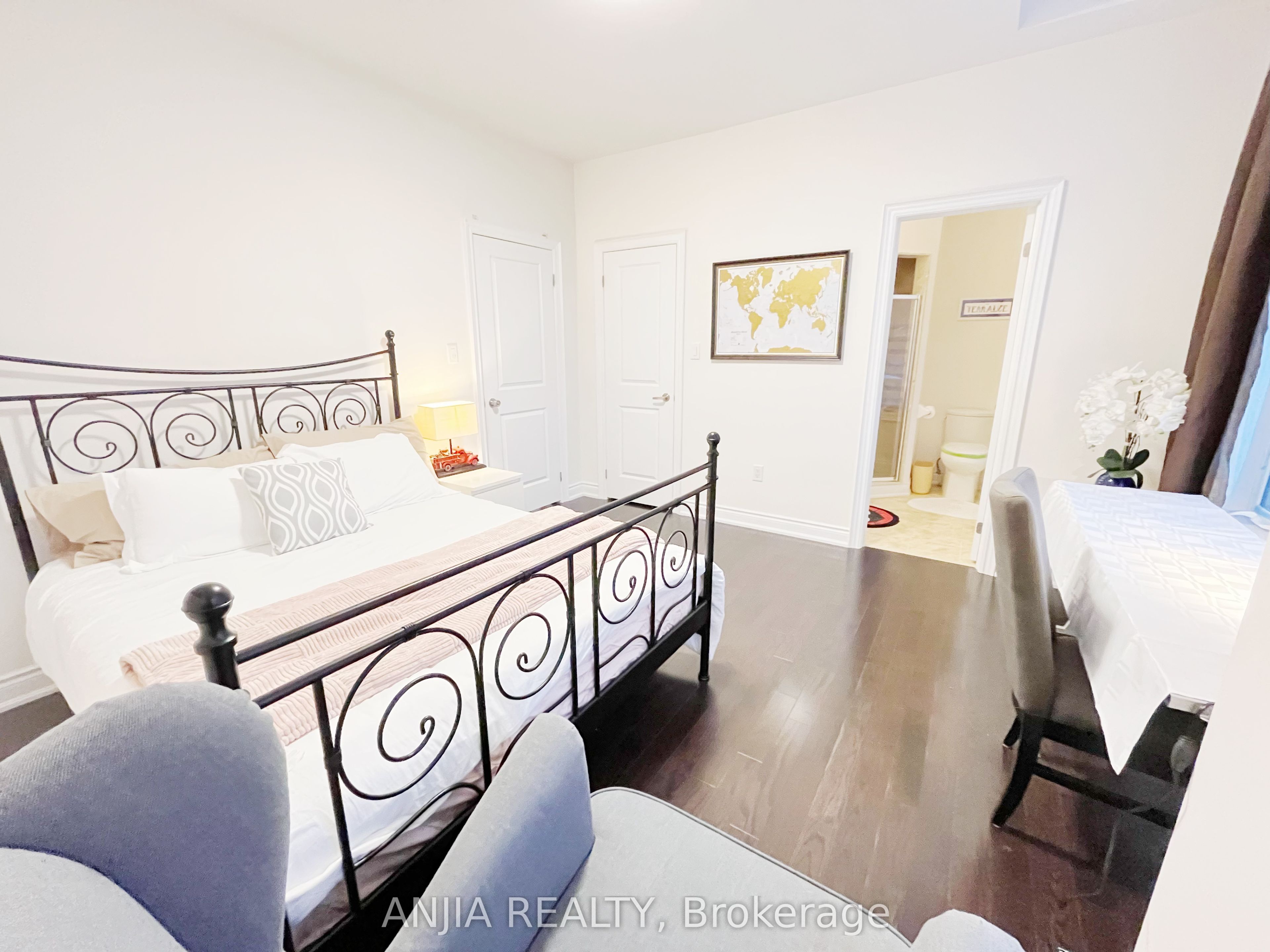 199 CANYON HILL AVE Street