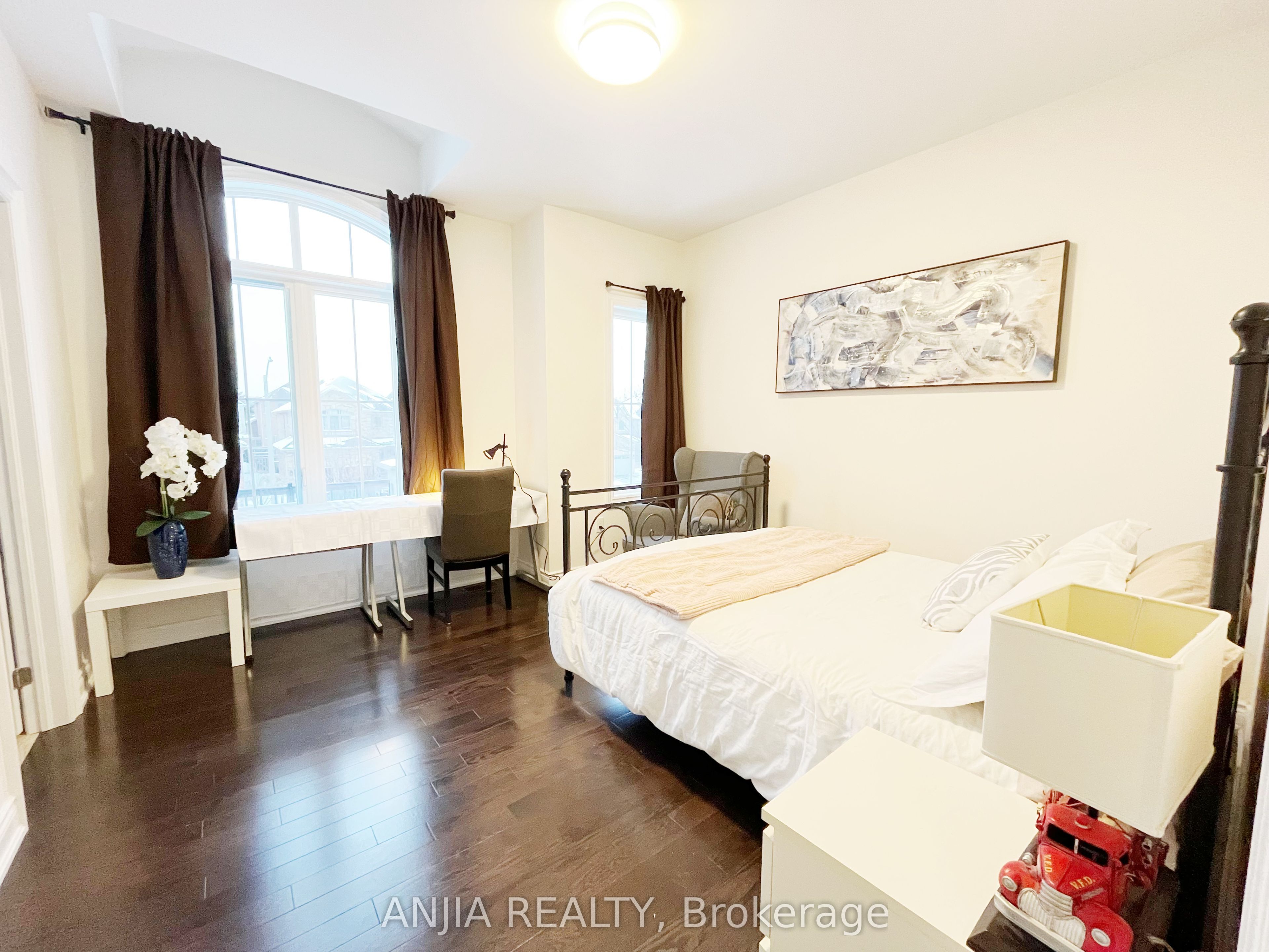 199 CANYON HILL AVE Street