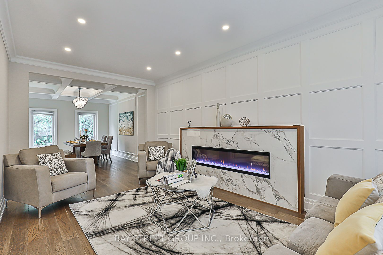 11 Gatcombe Circle