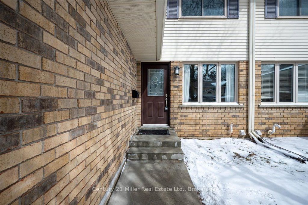 Photo of 375 Kingscourt Drive #42, Waterloo, ON N2K 3N7 (MLS # X12902214)