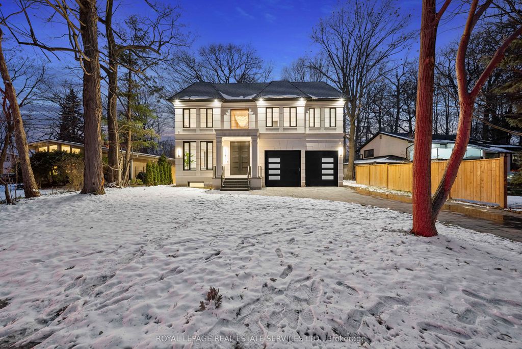 Photo of 4 Waxwing Place, Toronto, ON M3C 1N6 (MLS # C12609188)