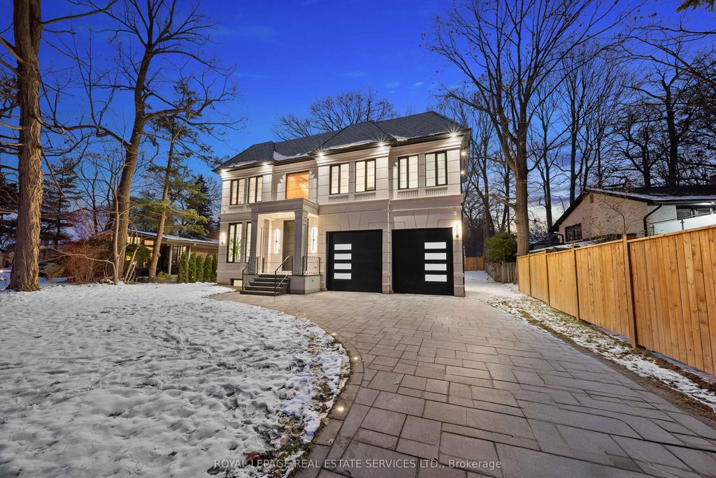 Photo of 4 Waxwing Place, Toronto, ON M3C 1N6 (MLS # C12609188)