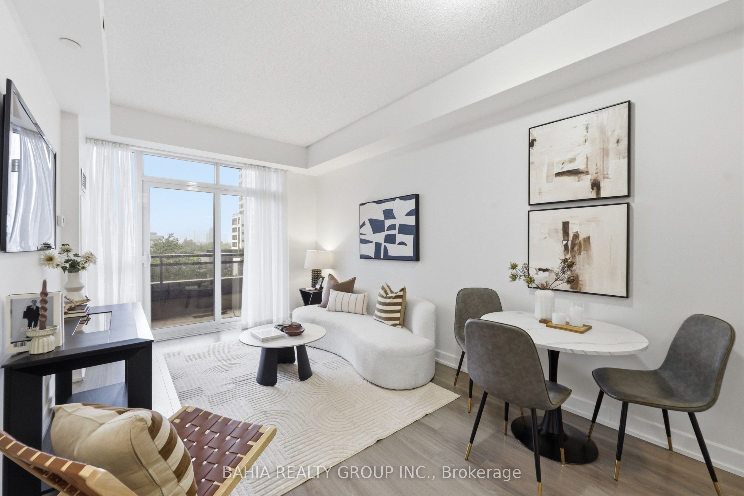 6 Eva Road 301