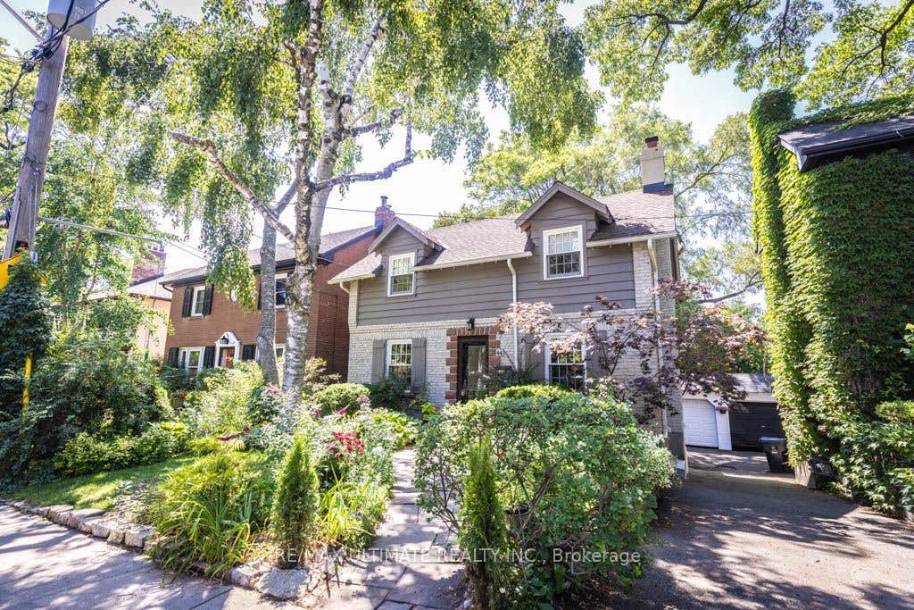 Photo of 44 Indian Road Crescent, Toronto, ON M6P 2G1 (MLS # W13611528)