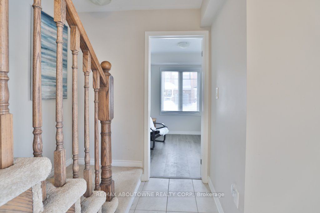 1133 Duignan Crescent