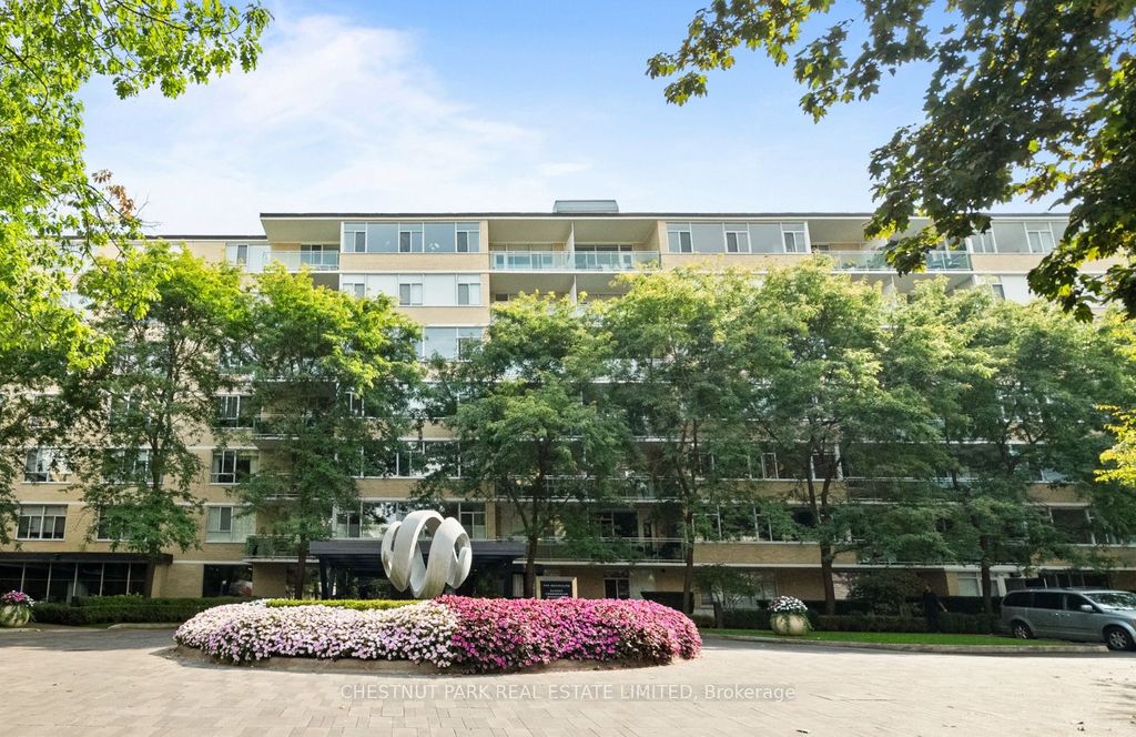 Photo of 1 Benvenuto Place #720, Toronto, ON M4V 2L1 (MLS # C12427402)