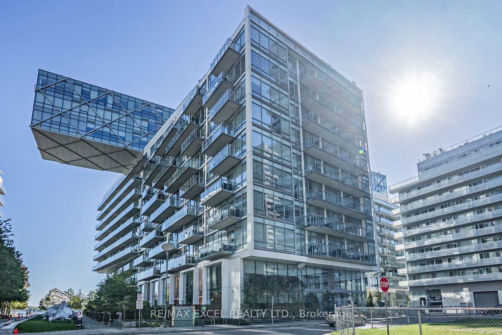 Photo of 29 Queens Quay E #Th127, Toronto, ON M5E 0A4 (MLS # C12430466)