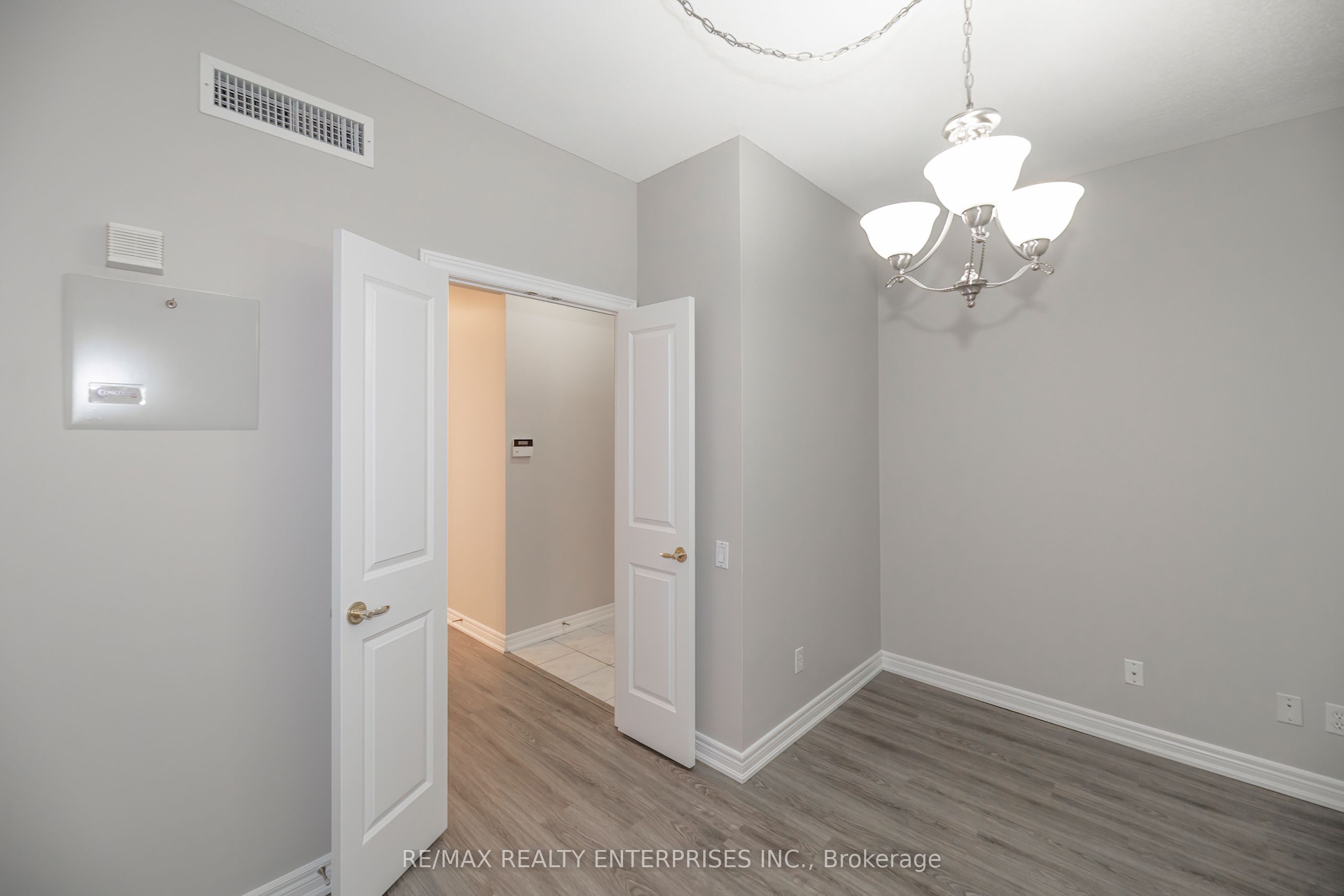 60 Old Mill Road 205