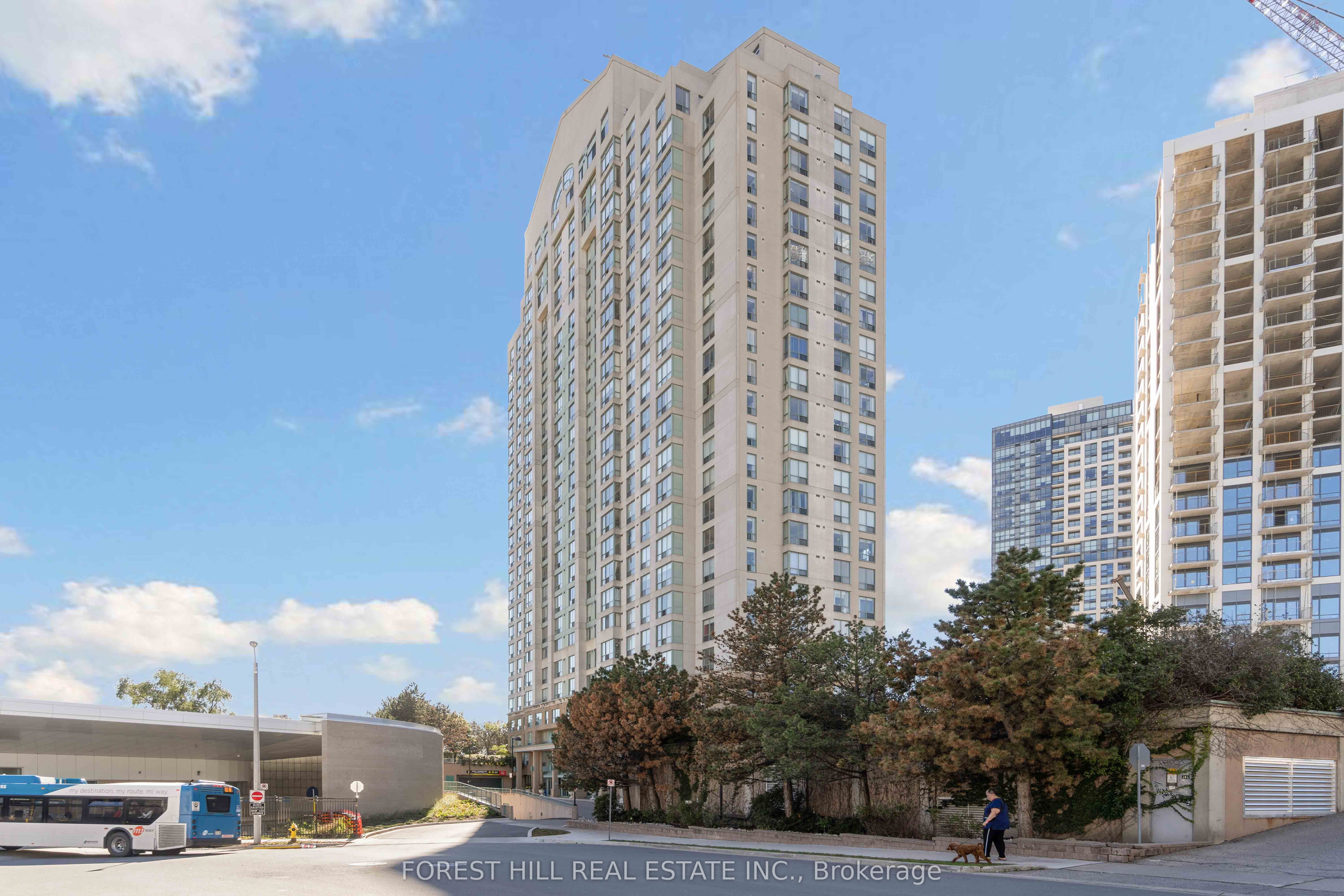 101 Subway Crescent 806