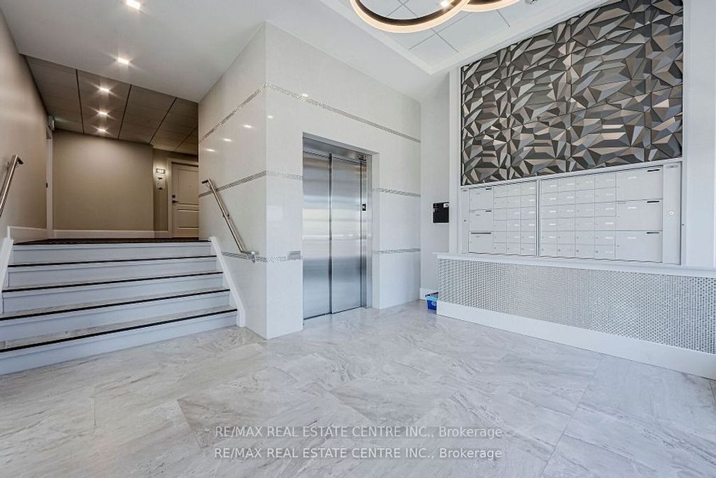 Photo of 105 Spencer Avenue #305, Orangeville, ON L9W 7S3 (MLS # W12722758)