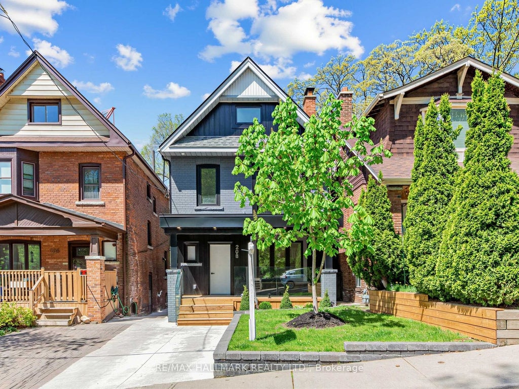 Photo of 208 Gainsborough Road, Toronto, ON M4L 3C6 (MLS # E13609588)