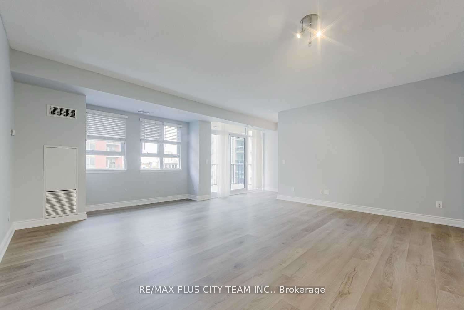 399 Elizabeth Street 609
