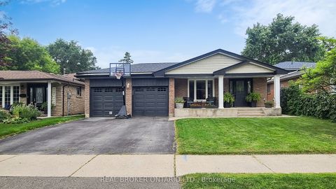 729 Willow Avenue Milton ON L9T 3E5