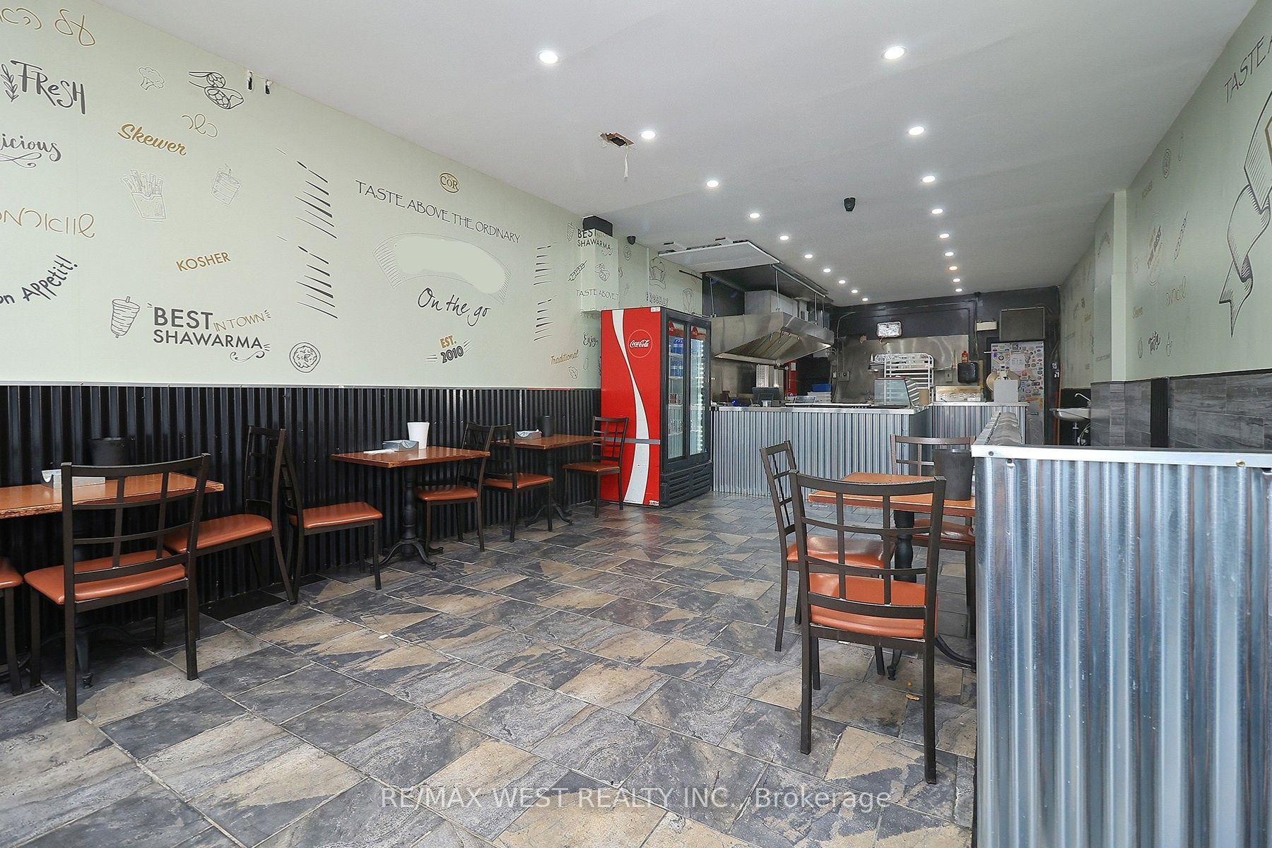 Photo 1 of 35 — 3023 Bathurst Street, Toronto, ON M6B 3B5