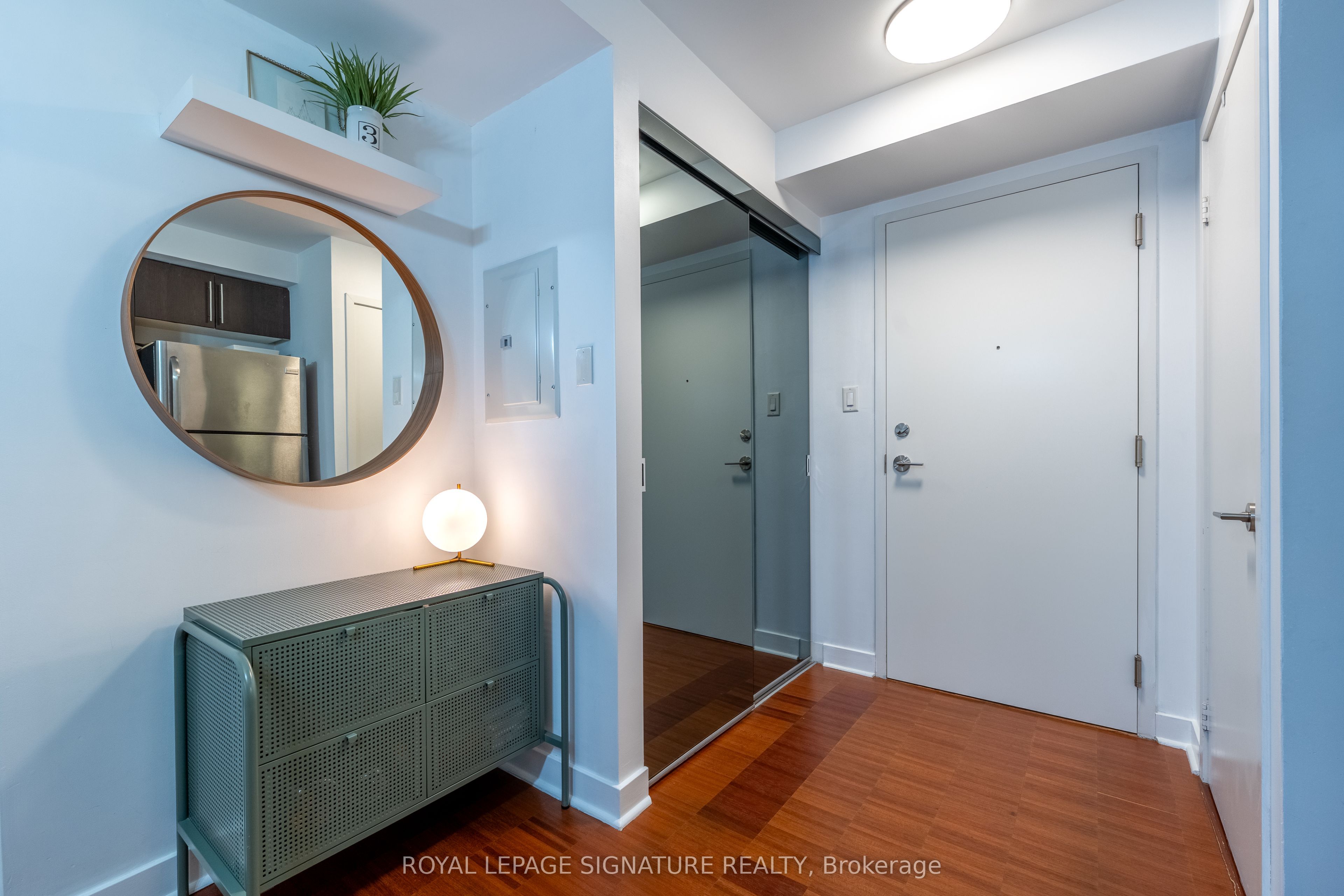 1169 Queen Street W 328