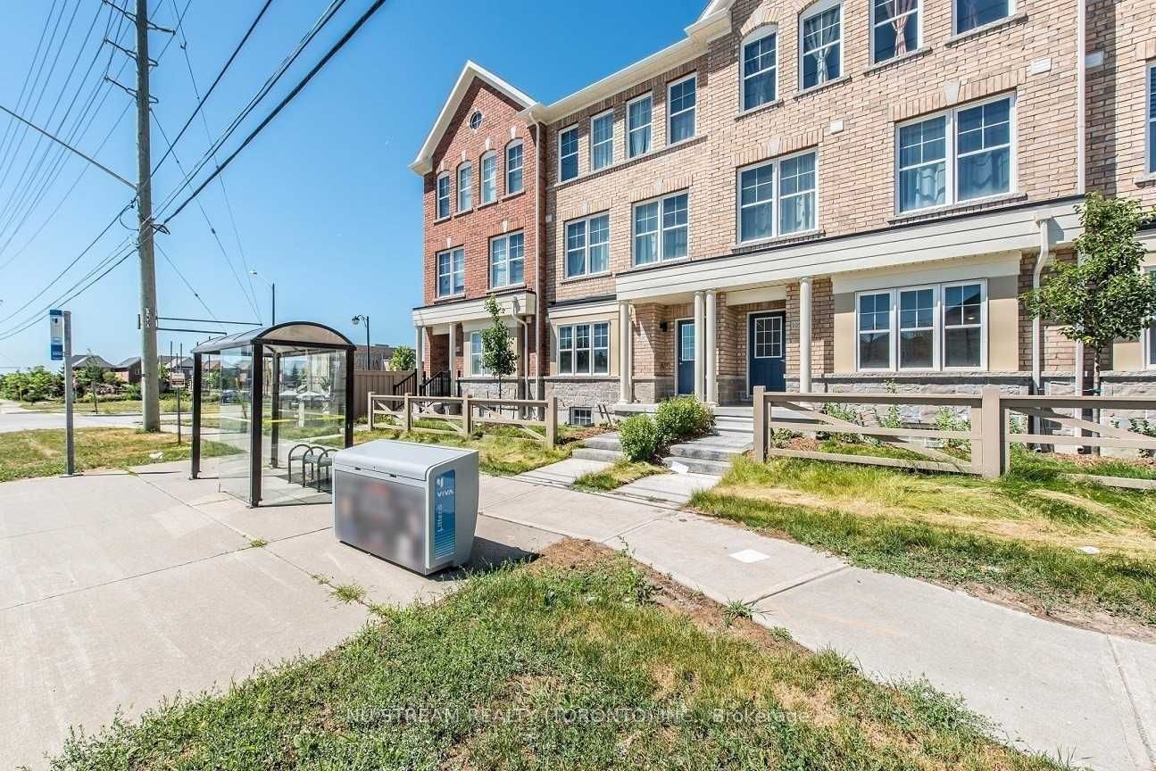 10578 Bathurst Street