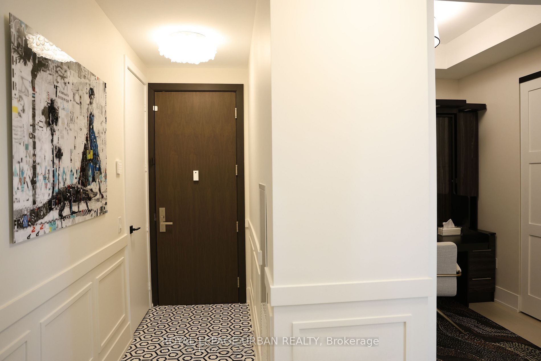 1 Yorkville Avenue Lph8