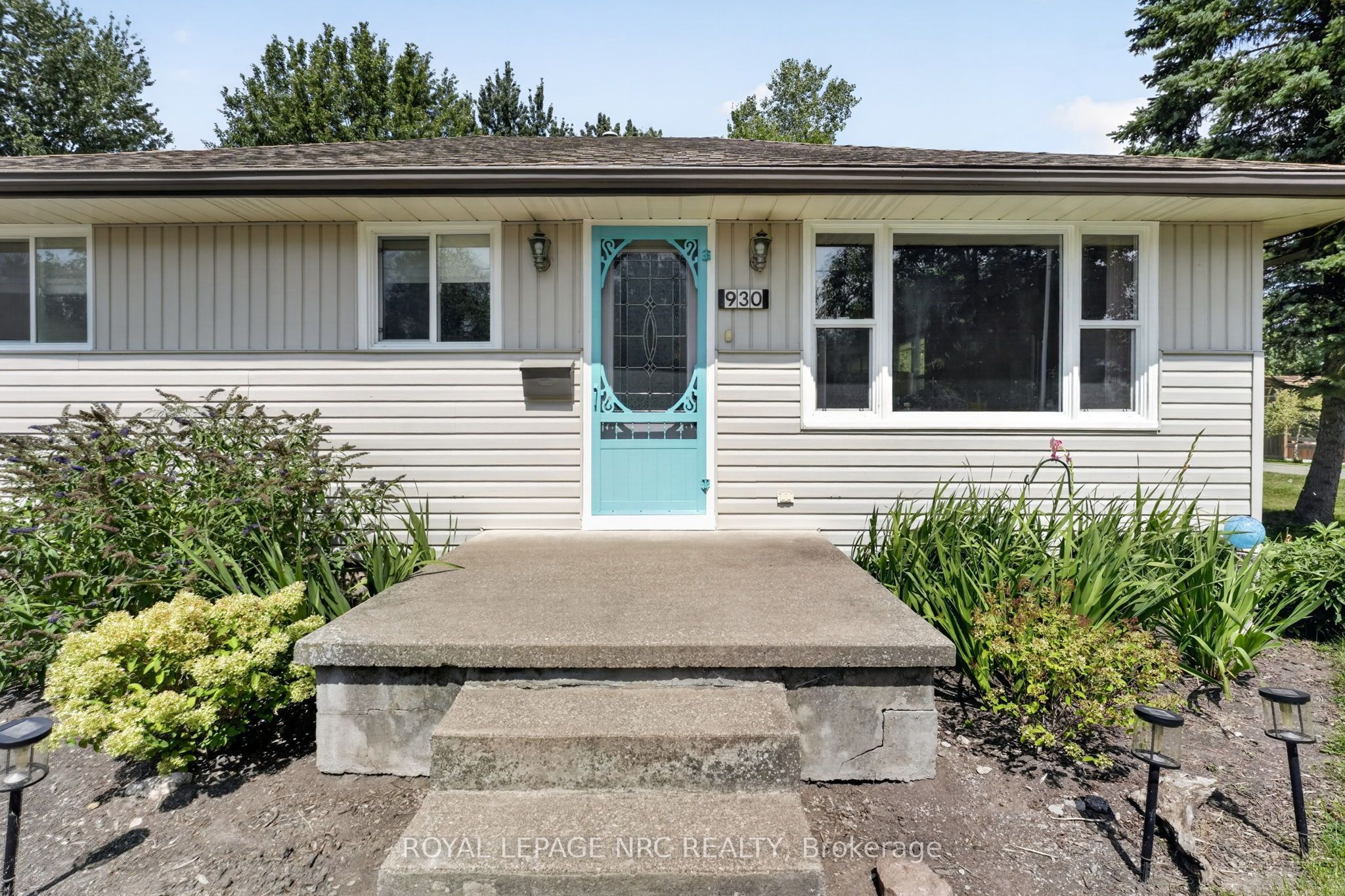 930 EDGEMERE Road