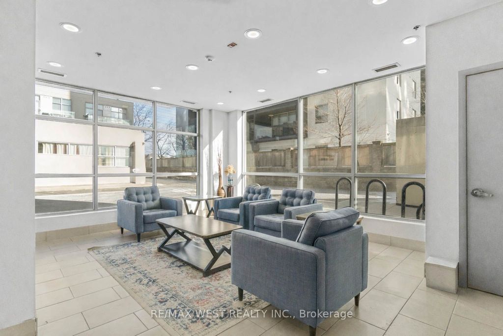 Photo of 2464 Weston Road #1002, Toronto, ON M9N 0A2 (MLS # W12816864)