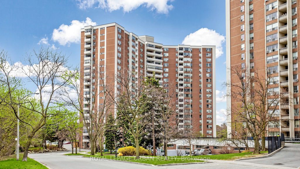 Photo of 60 Pavane Linkway N/A #602, Toronto, ON M3C 1A1 (MLS # C13023262)